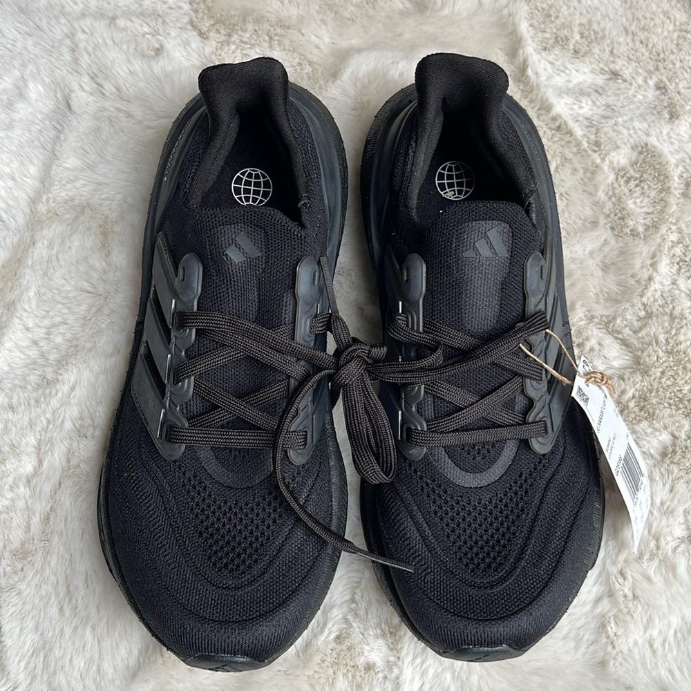 Adidas Y-3 Ultraboost light women’s running shoes size 7